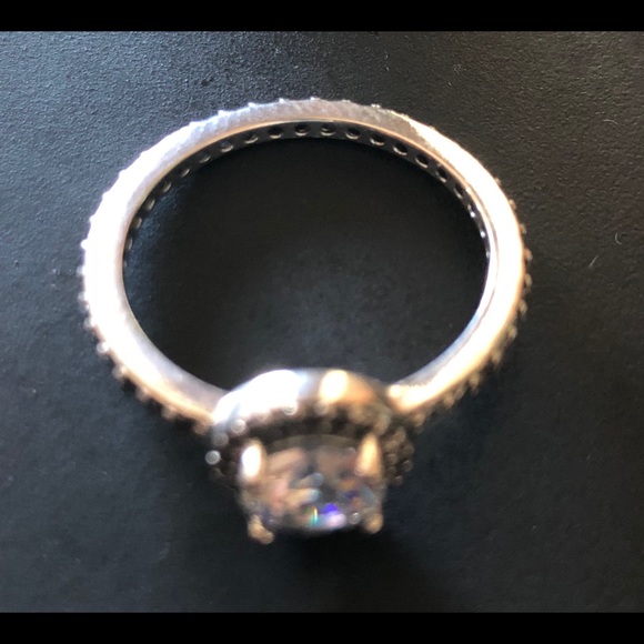 Pandora Ring - Picture 3 of 3